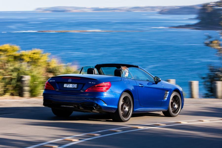  Mercedes-AMG SL63 2016 года  (AU) (фото 7 из 15)